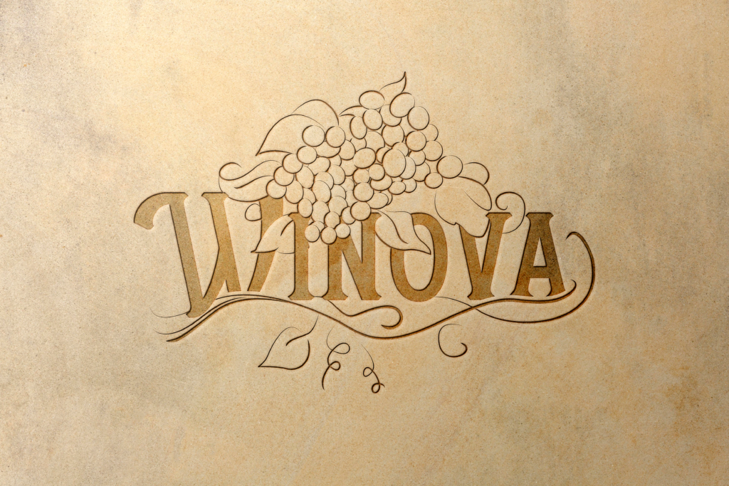 logo winova